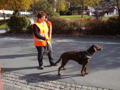 Claudia mit Hndin Salka